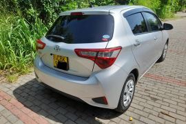 Toyota Vitz Safety CBK-99--