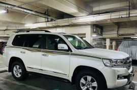 2015 Land Cruiser V8 VX