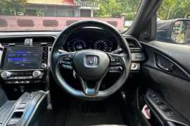 Honda Insight 6AA ZE4