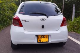 Vitz F Grade 2005/2008