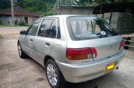 TOYOTA STARLET EP82