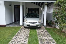 HONDA JAZZ 2005 MODEL MANUAL TRANSMISSION CAR